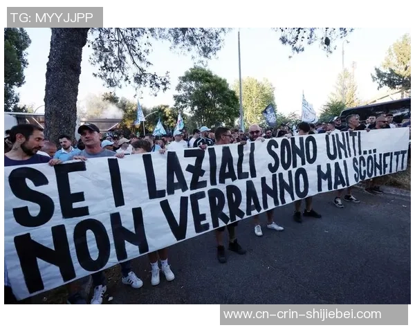 拉齐奥球迷反对沙龙导致球场空荡荡，洛蒂托：我不接受要挟